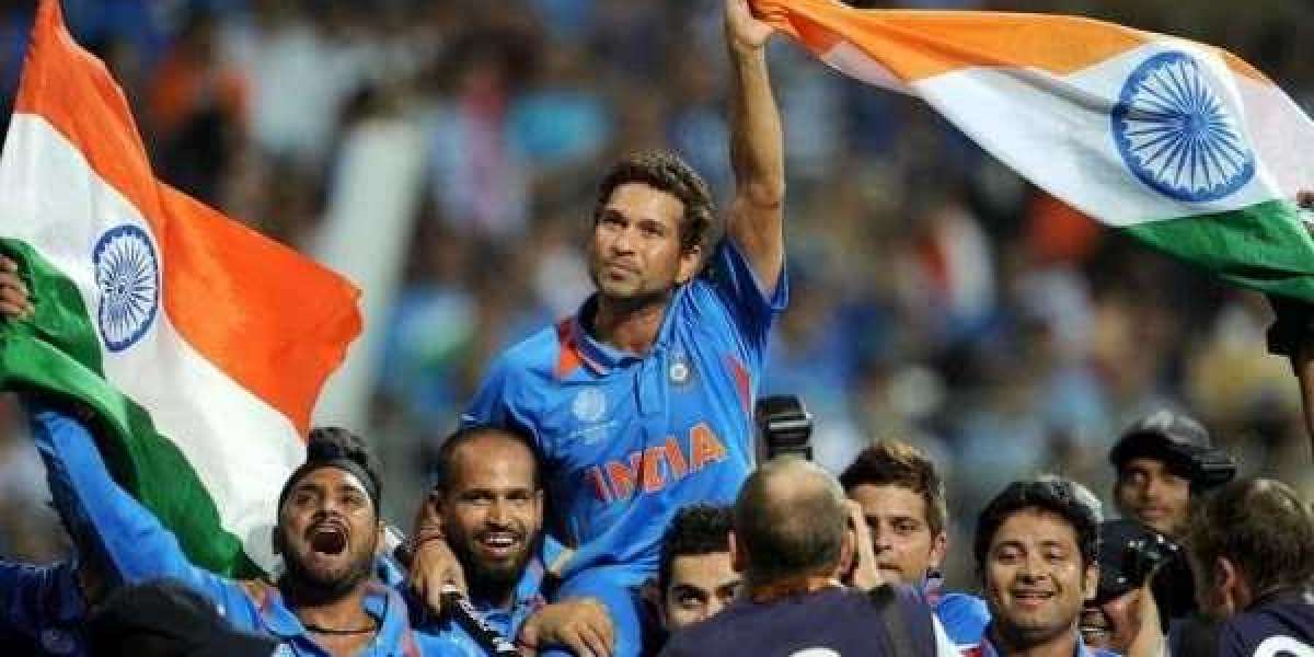 The Unstoppable Force of the Cricket World: Why Sachin Tendulkar is Truly the “God of Cricket”