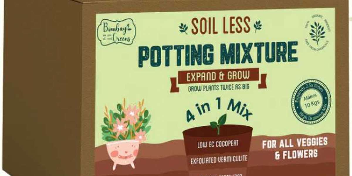 Organic Potting Mixes: Nurturing Plants with Natural Ingredients