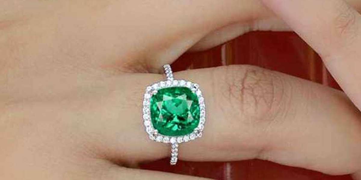 The Majestic Emerald Stone: Unveiling Its Mysteries and Powers
