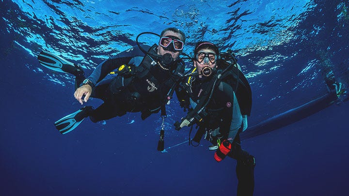 Choosing the Right Scuba Diving Center for You