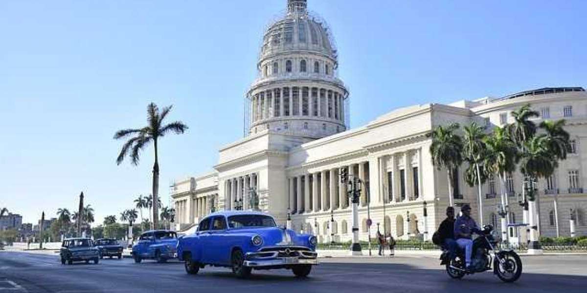 CUBA VACATION: EXPLORE THE RICH HISTORY AND IRRESISTIBLE CHARM OF THIS TROPICAL PARADISE