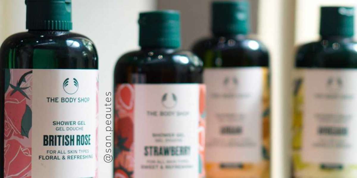 The Body Shop British Rose Shower Gel: A Luxurious Floral Experience