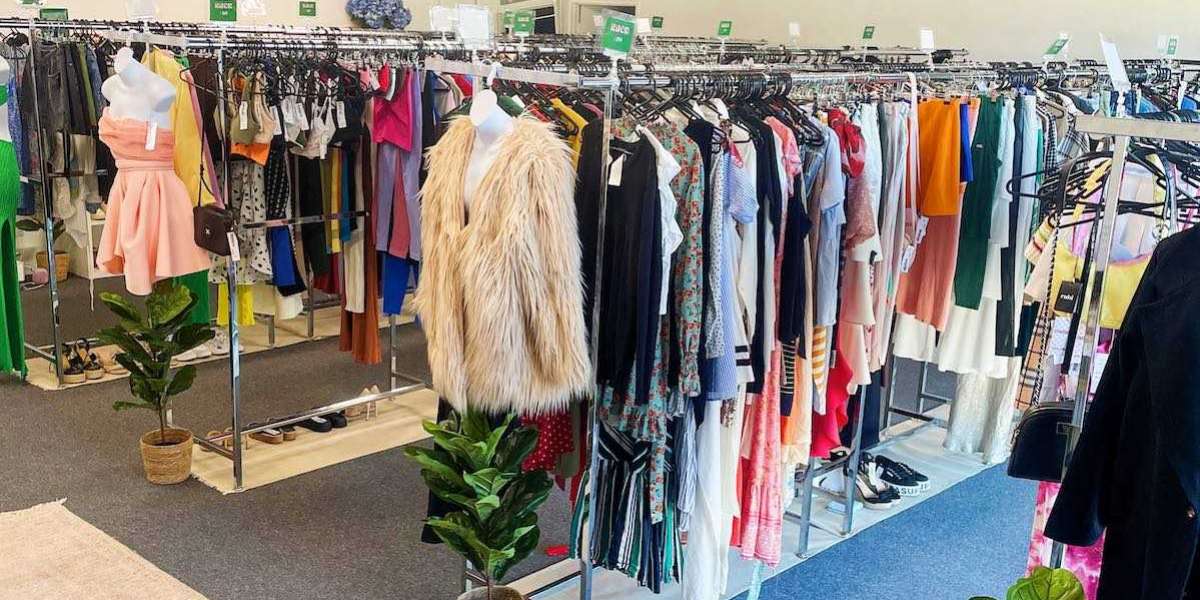 Rediscovering Fashion The Embrace of Pre-Loved Clothes