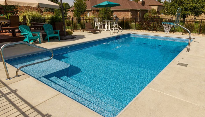 Fiberglass Pool installers in Ahmedabad | Quolike