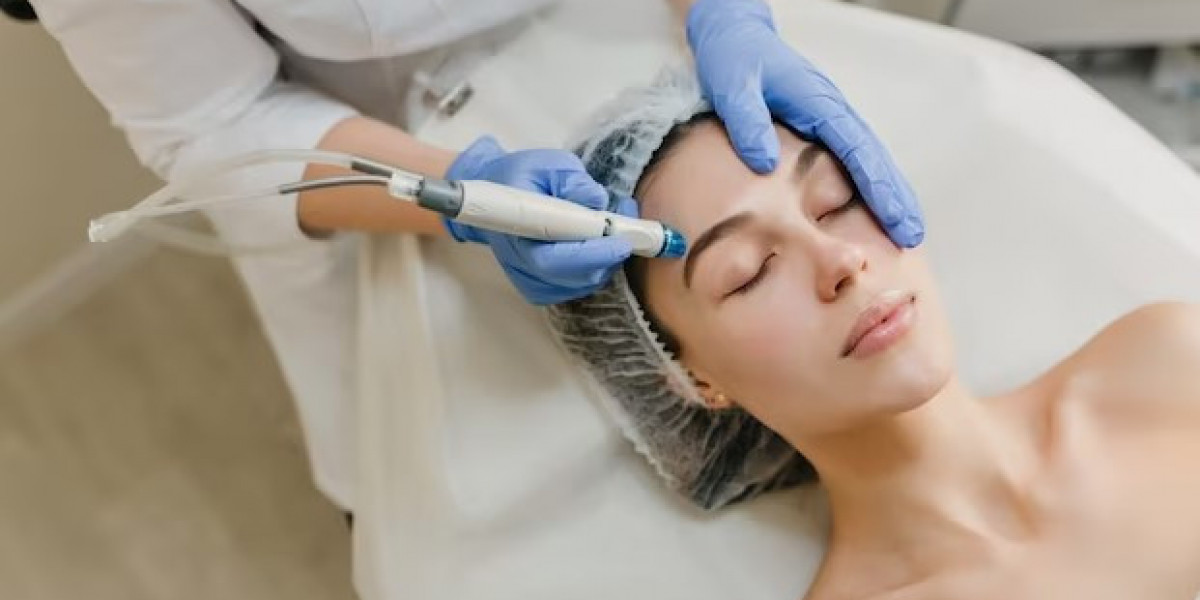 Rediscover Radiance: Exploring the Advantages of HIFU Facelift in Singapore