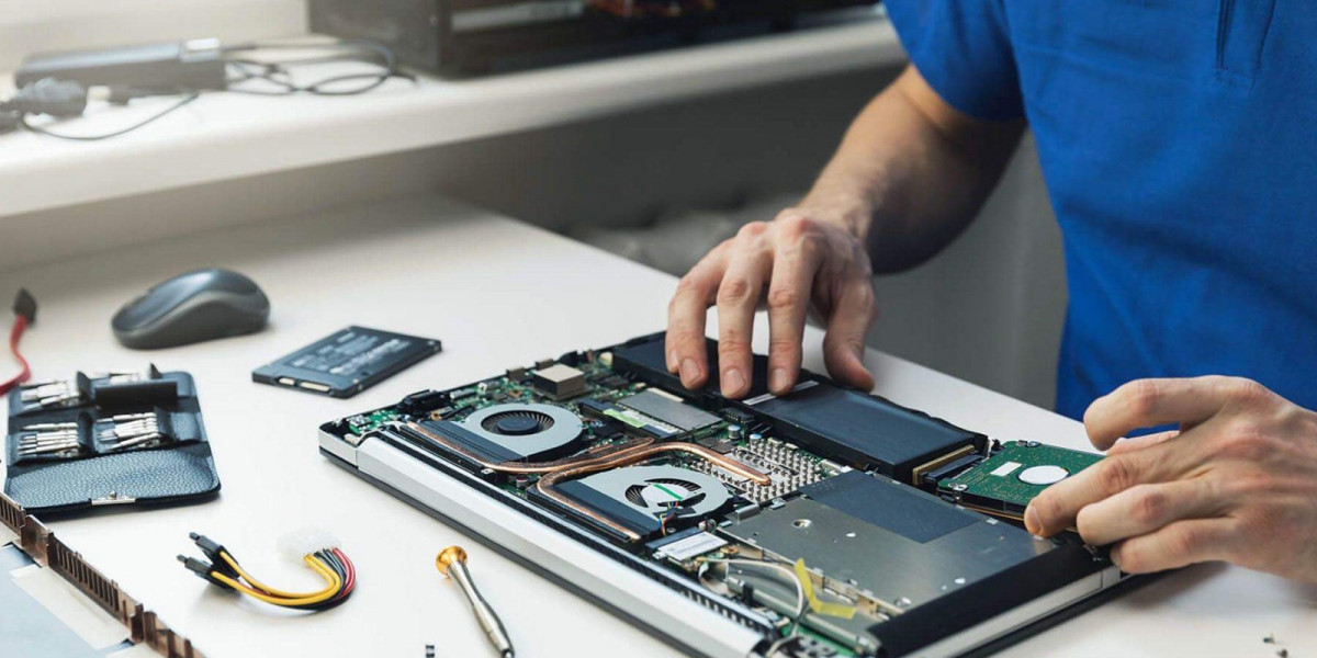 MacMagicHub: Your Trusted Apple Device Repair Partner in Delhi