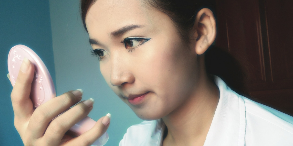 China Skincare Market Distribution Channel Forecast & Opportunities, 2023- 2032