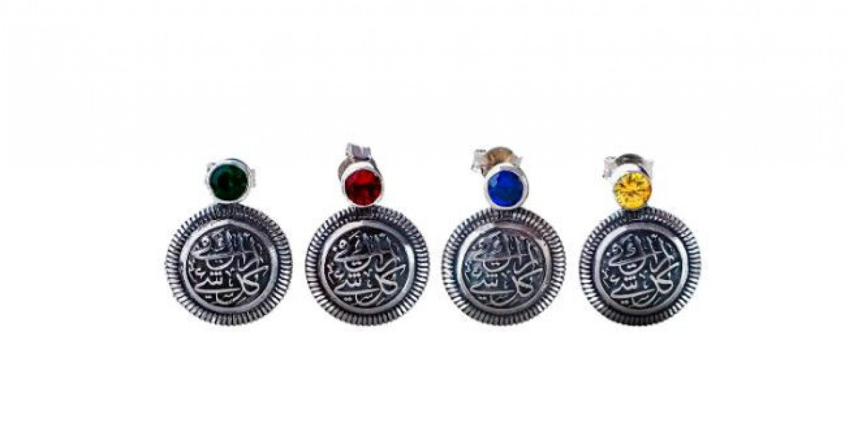 Embrace Exotic Charm: Explore Tijarahub's Egyptian Accessories