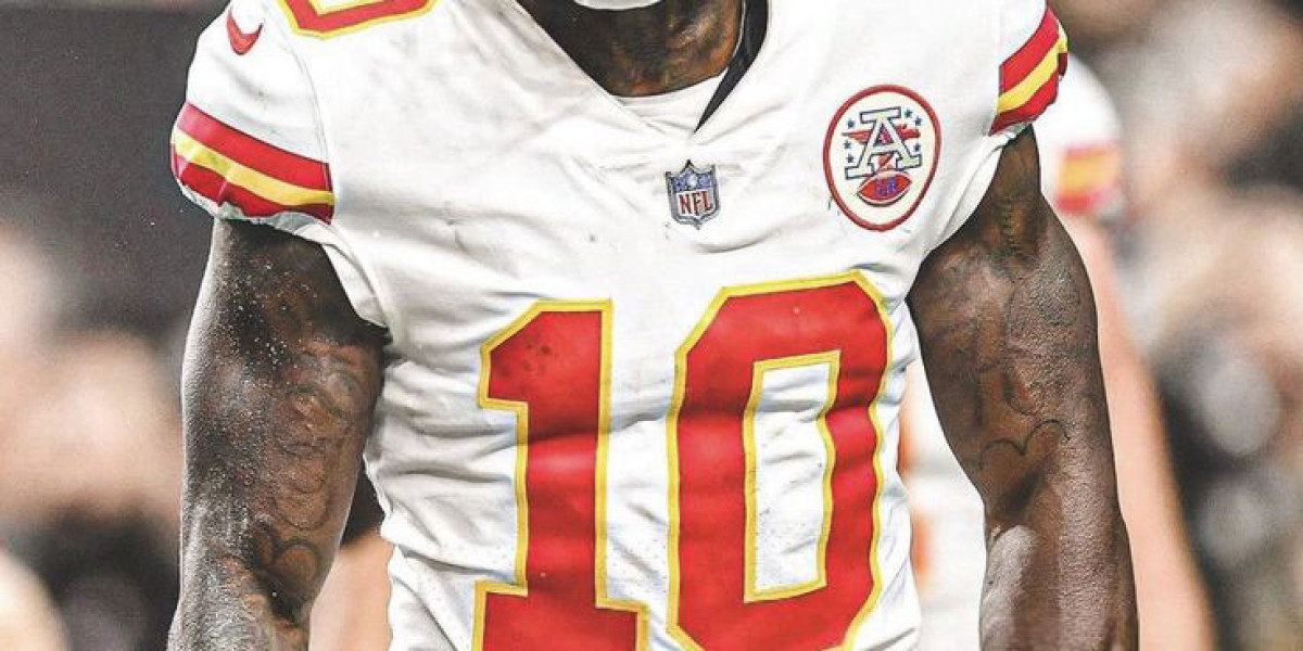 How to Find and Use Tyreek Hill Wallpapers