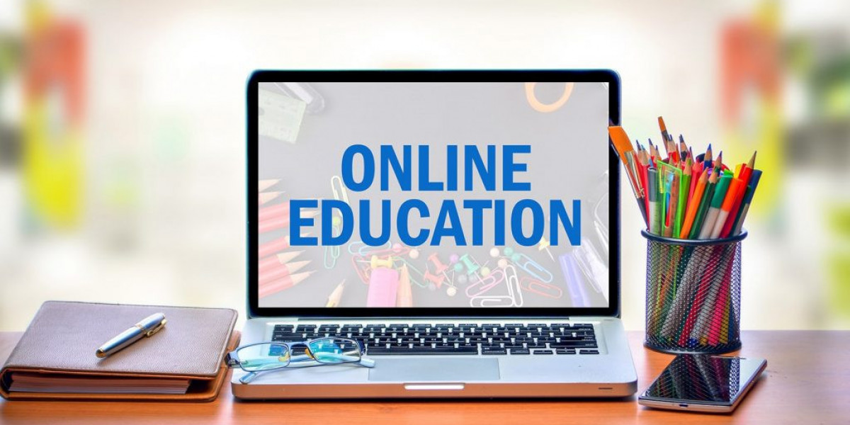 Disclosing the Effect of Online Course Masters in Nursing Education