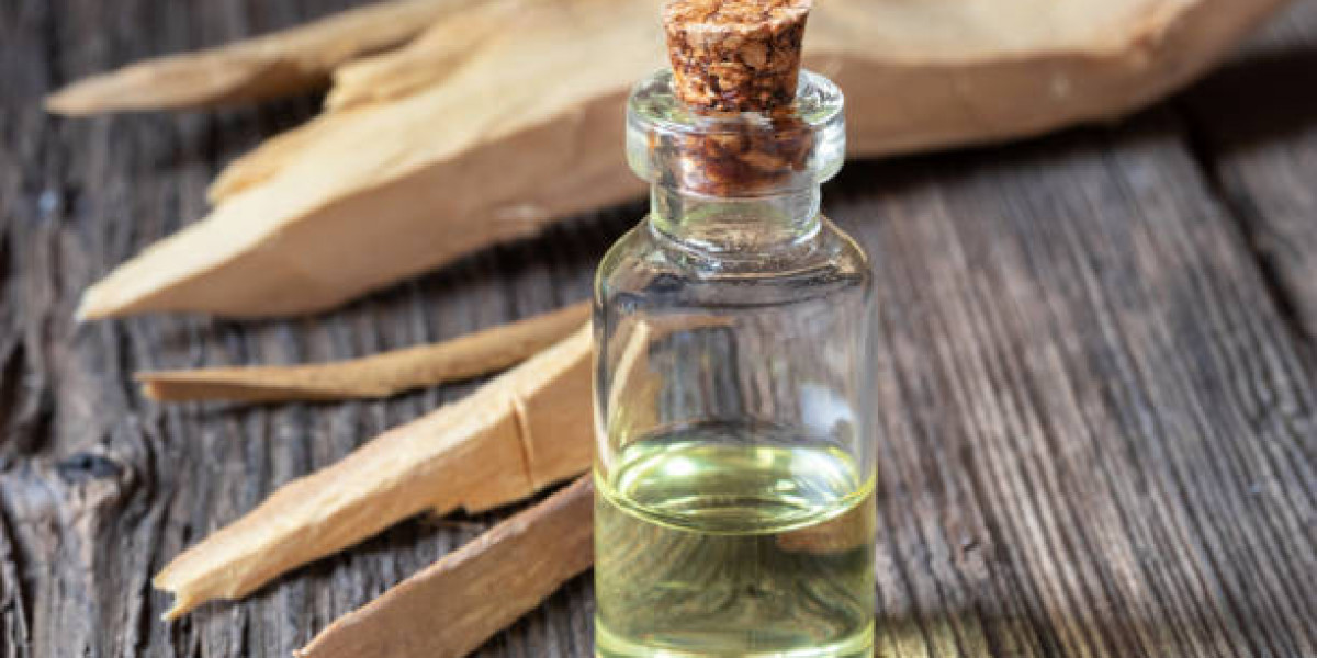 Sandalwood Oil Key Market Players by Product and Consumption, and Forecast 2032