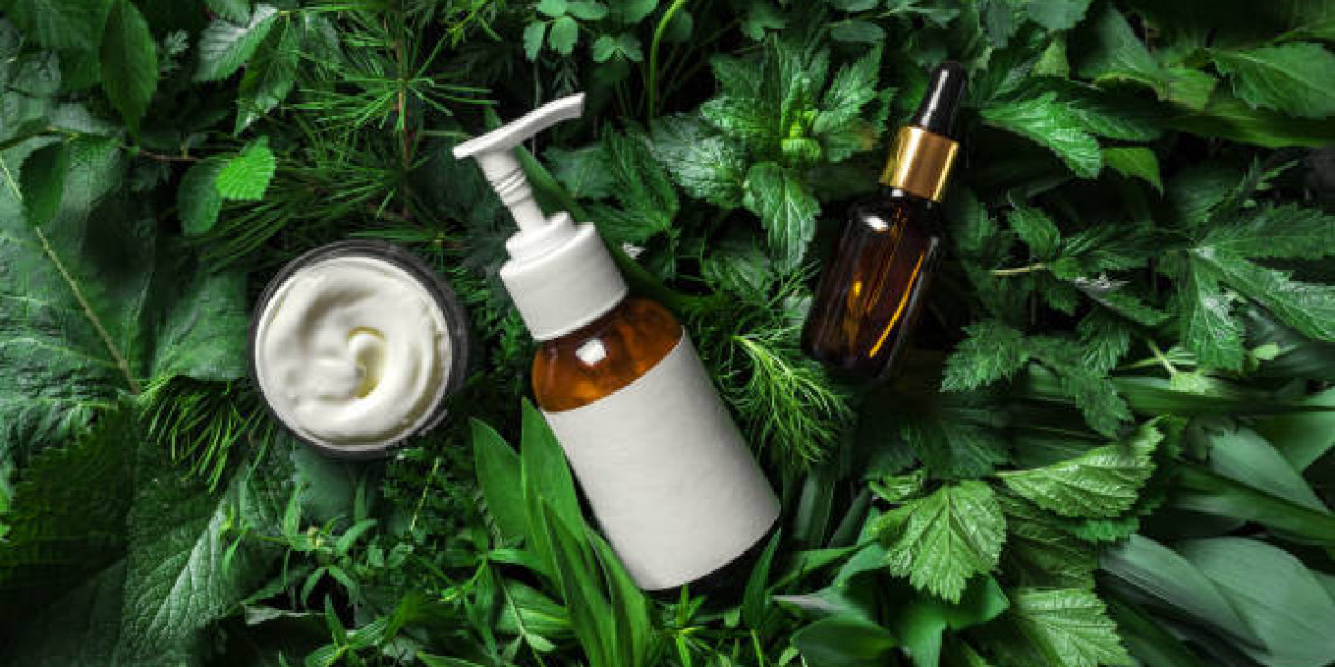 Natural and Organic Cosmetics Market Presents An Overall Analysis ,Trends And Forecast Till 2032