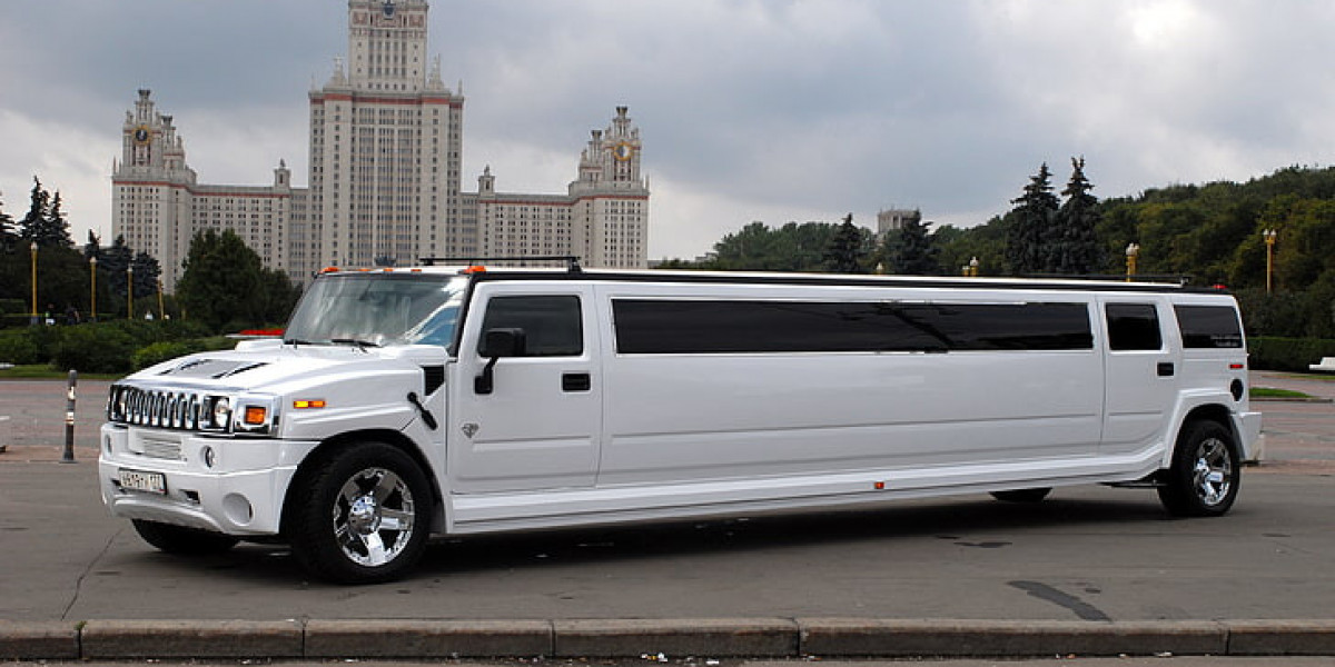 Elevate Your Travel Experience with Limousine Service