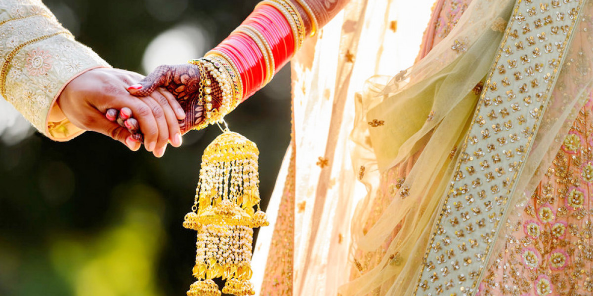 Find NRI Sikh brides Matches Online