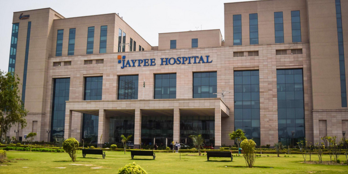 Best Oncologist in Noida:- Jaypee Hospital