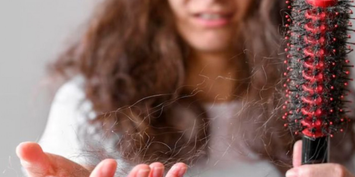 11 Home Remedies to Arrest Hair Fall