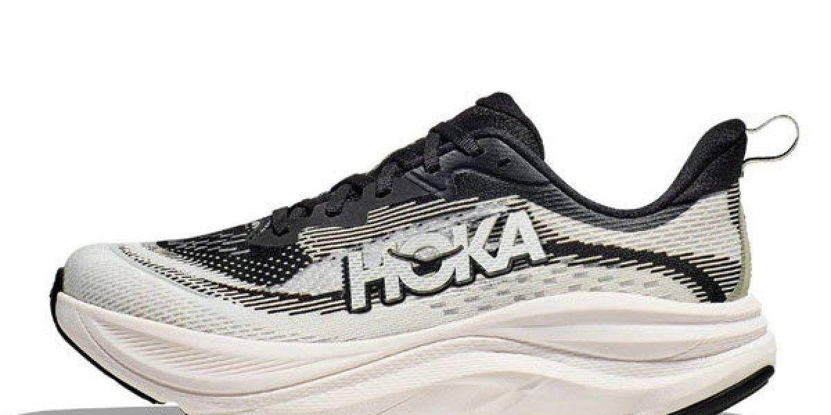 Hoka 跑鞋推薦，適合運動與日常的完美選擇！