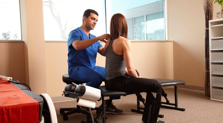 Why do top Indiana Chiropractors offer acupuncture treatments? - Nashville News Press