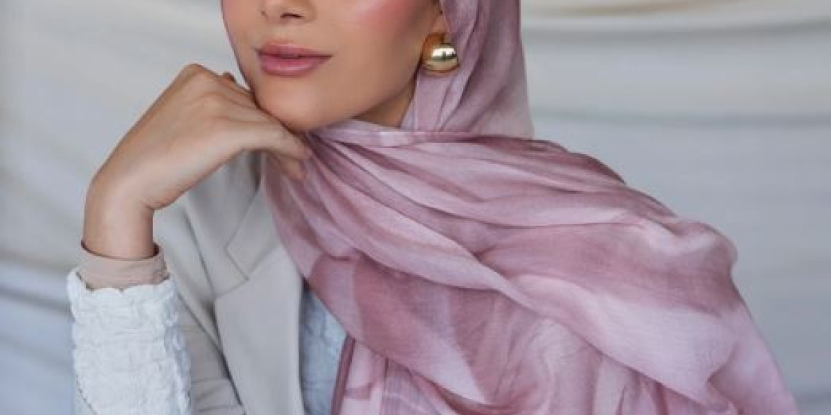 The Allure of Bamboo Scarves in Australia: A Sustainable Fashion Trend