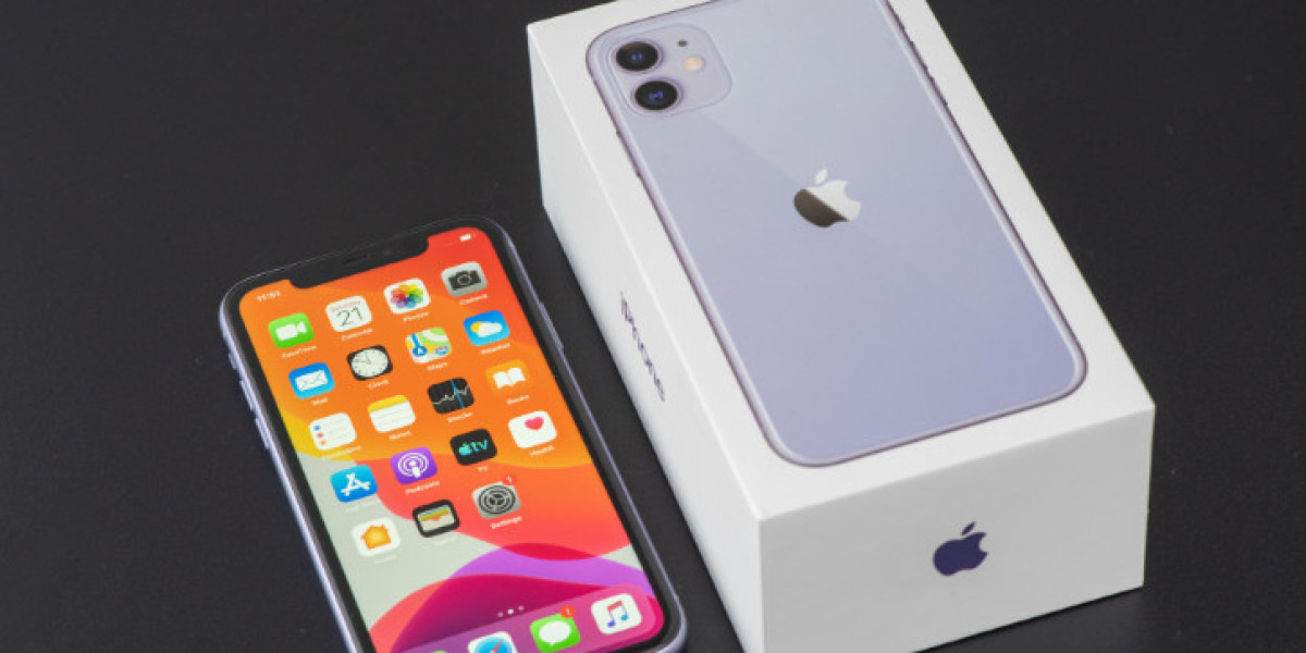 iPhone 11 cũ có cần thay pin không?