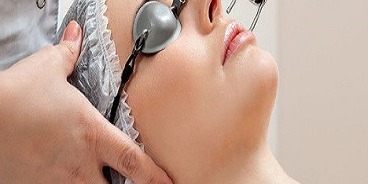 Can Teenagers Get PICO Laser Treatment in Islamabad?