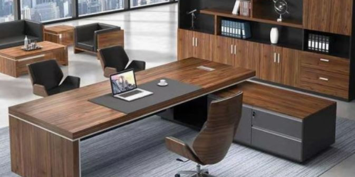 Transforming Modern Workspaces with the Right Executive Office Table