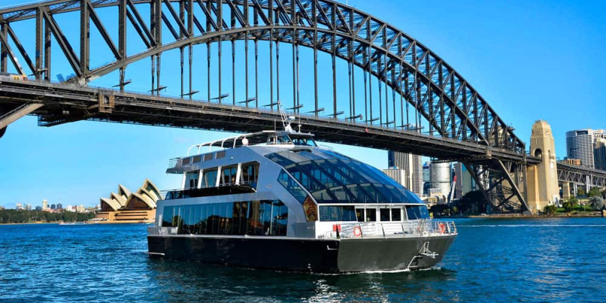 Cruising Through the Day - Your Lazy Guide to Sydney Lunch Cruises