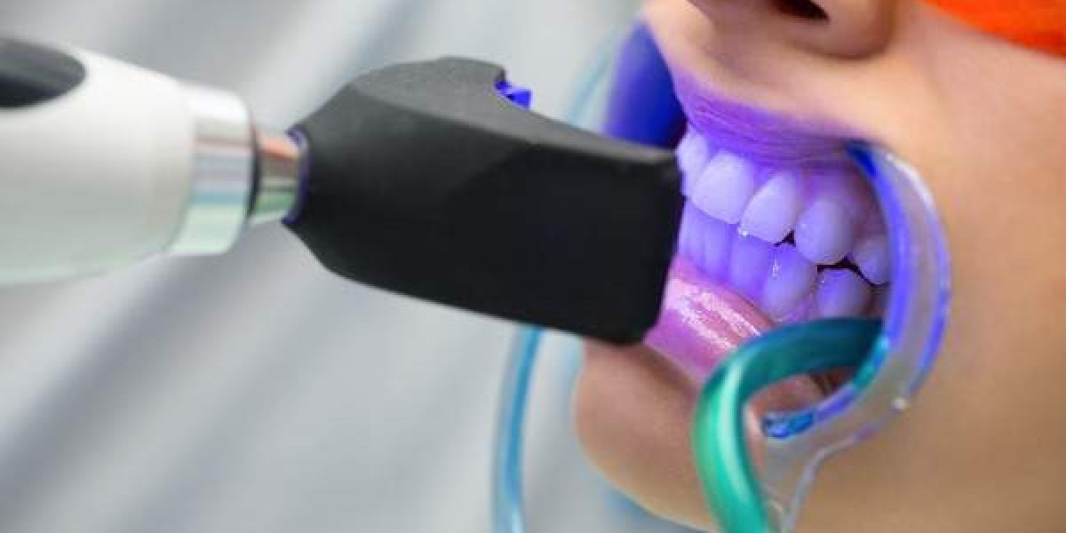 Teeth Whitening and Aesthetic Care Consultant