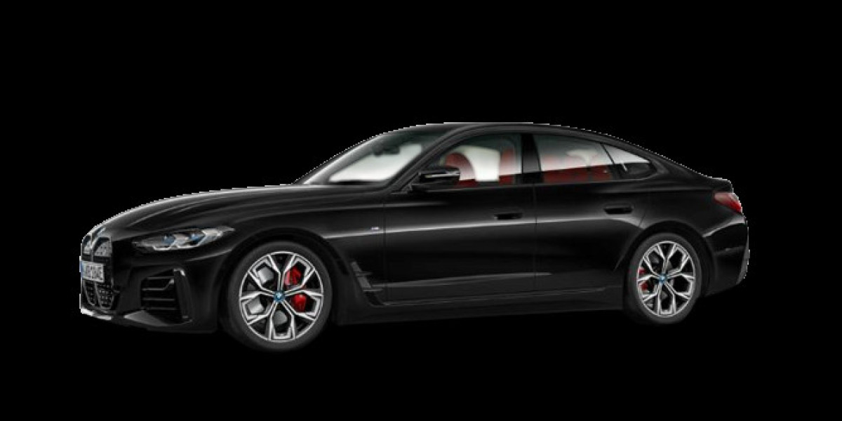 Reliable John Wayne Airport to Disneyland Car Service – Travel in Comfort with Evousine Limo Services