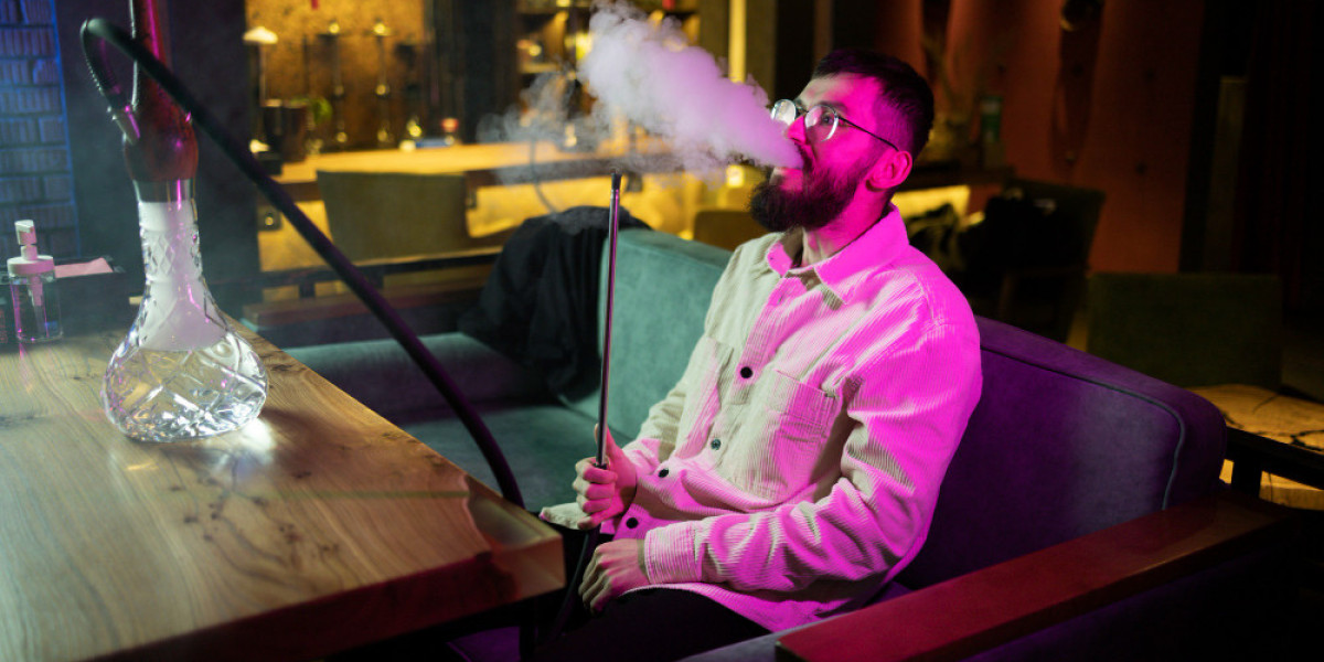 Why Smoke Shop Bongs and Glass Dab Rig Bongs Are Essential for Every Smoker