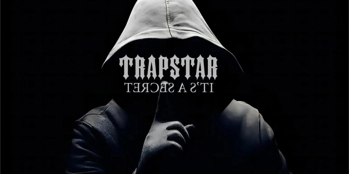 Trapstar & Koszulka Trapstar: The Fusion of Global Streetwear with Local Style