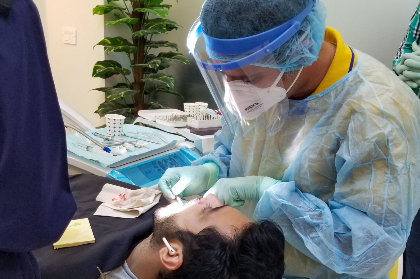 Dr . Aamir Rafiq