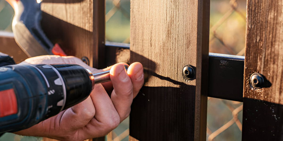 Dorset Fencing: A Complete Guide to Choosing the Perfect Fence for Your Property