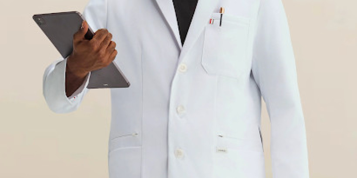 Choosing The Right Length Of Lab Coats Based On Your Role