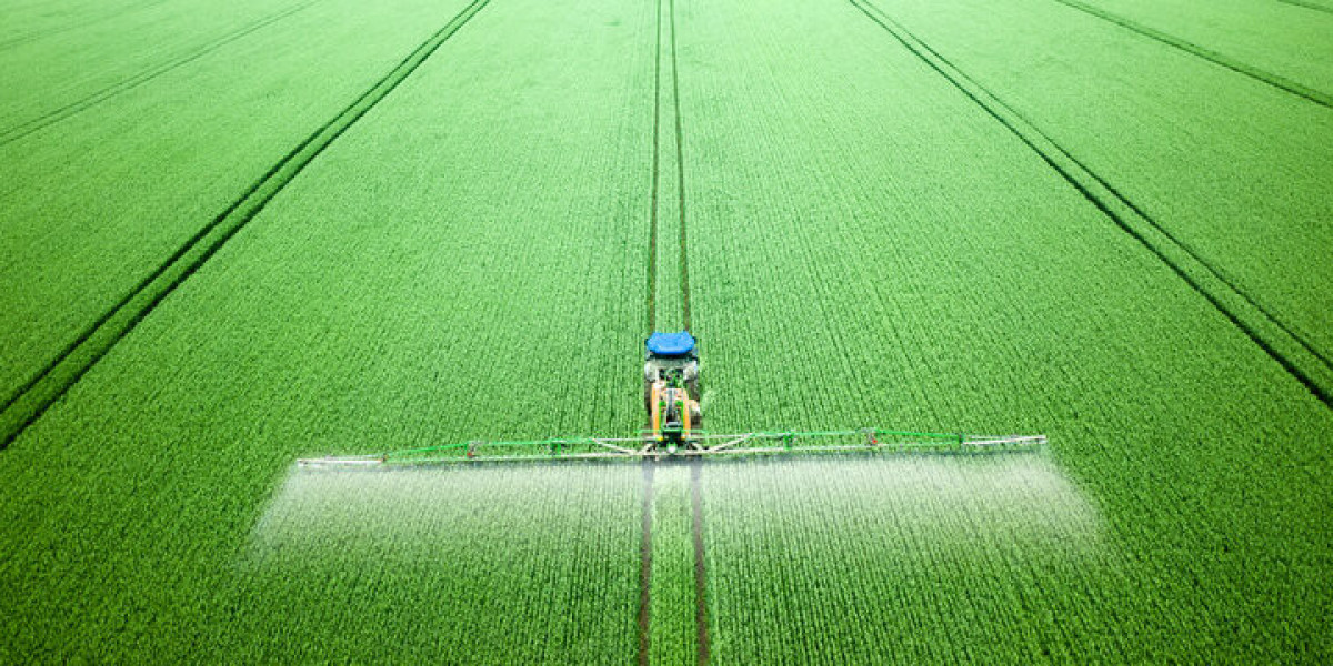 Agricultural Sprayers Market : Key Players, Applications, Outlook, SWOT Analysis And Forecasts 2025 to 2035