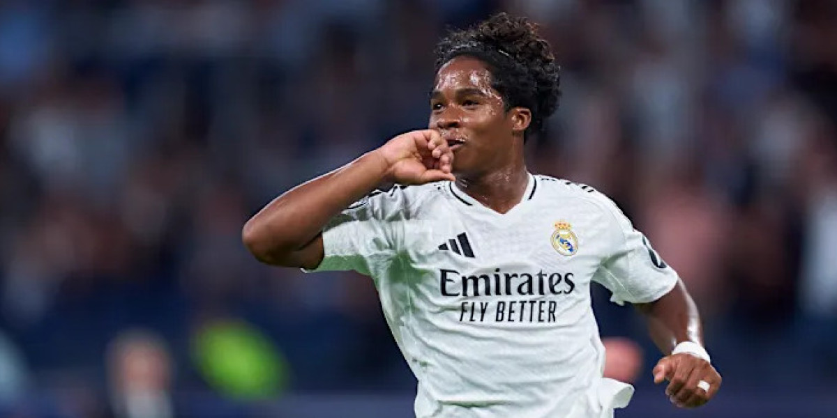 Best Forwards for Shapeshifter Evolution in FC 25 Coins