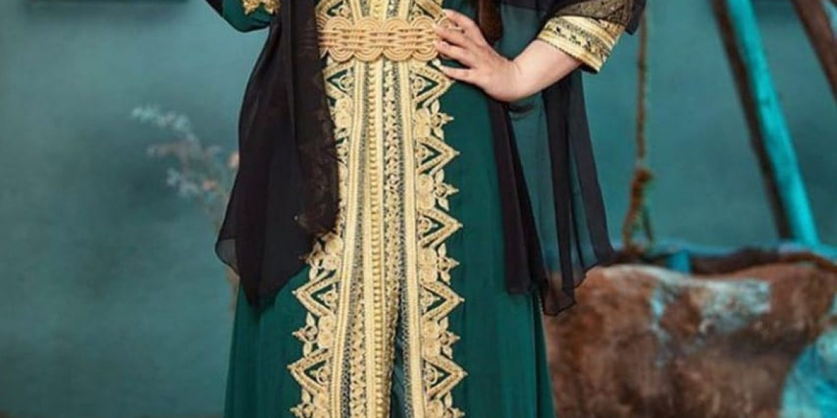Modern Kaftans in UAE: Comfortable Fashion, Modest Wear, Stylish Designs, Casual Outfits, and Traditional Touches