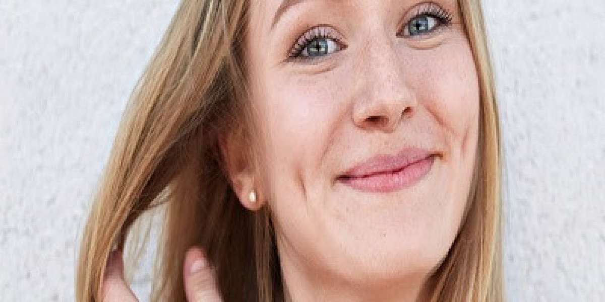 Dimple Creation: A Cosmetic Trend Taking Islamabad by Storm