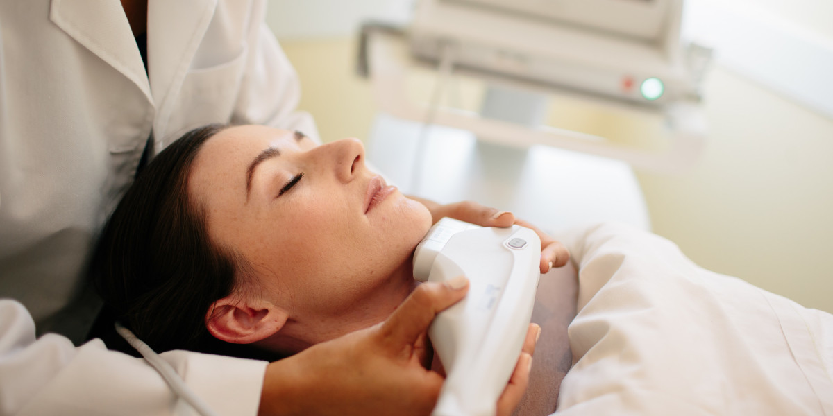 What Dermatologists in Islamabad Say About HIFU