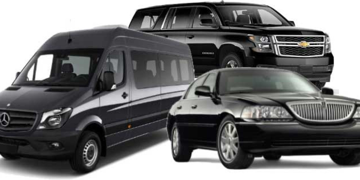 Luxury Car Service in Apex, NC – Is It Worth It for Airport Travel?