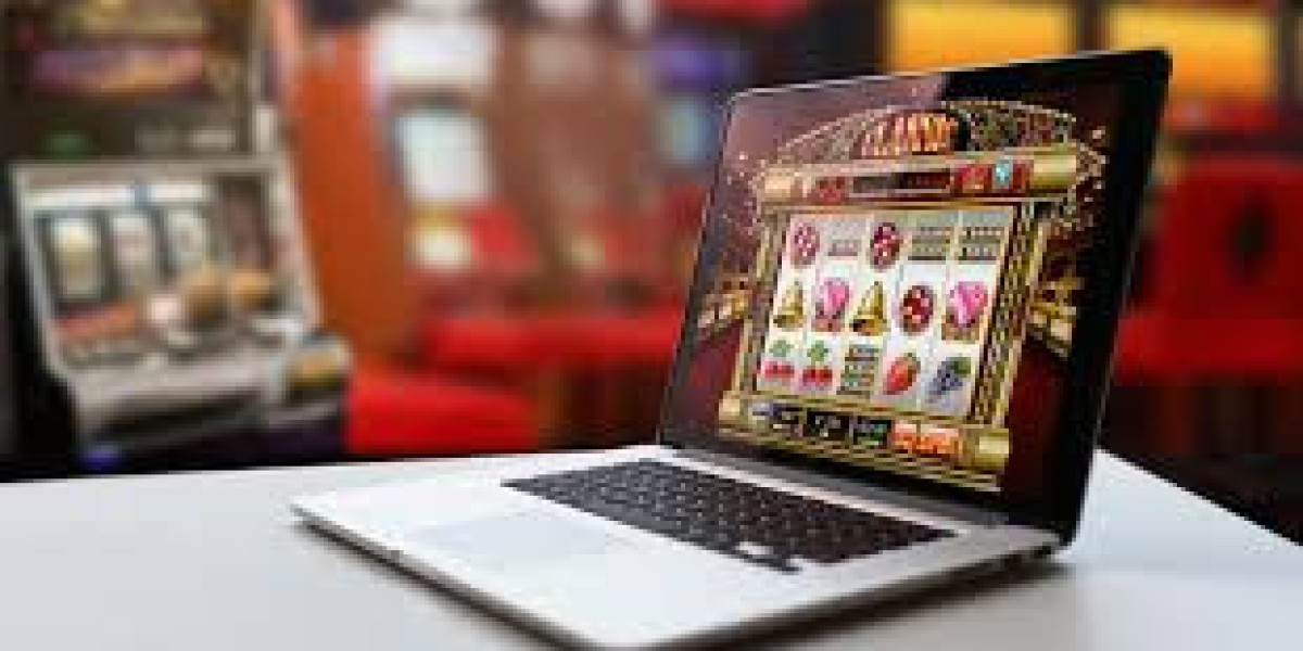 Free vs. Paid Online Slot Games: Which Is Better
