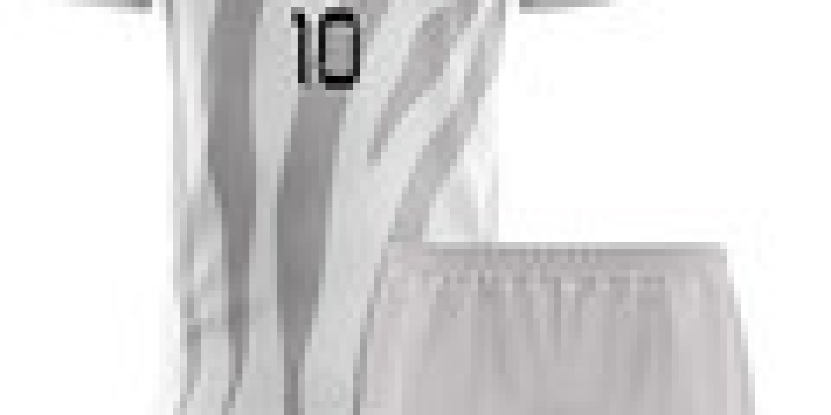 Why Teams Should Customise Football Kit for Identity
