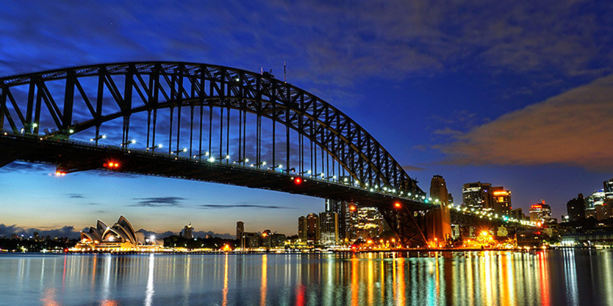 Sydney’s Best Views Come with Dinner & a Cruise
