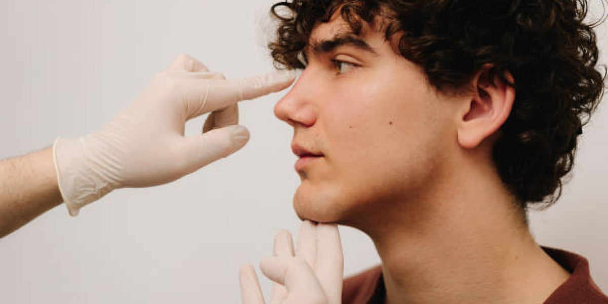 موعدك مع عملية تجميل الأنف في الرياض