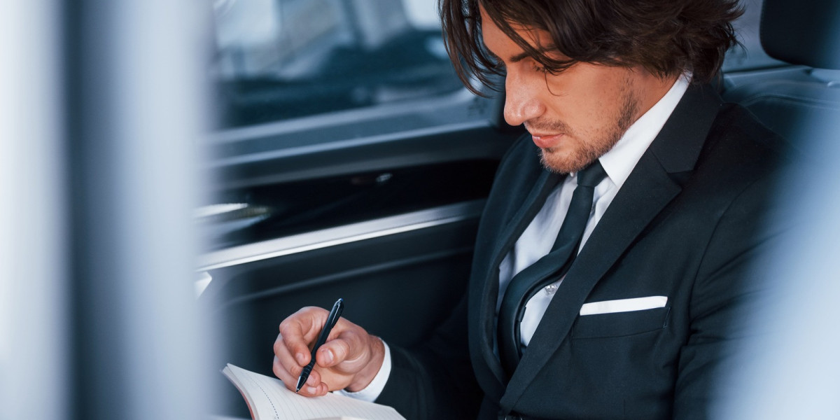 Seamless Heathrow Transfers with Our Business Chauffeurs