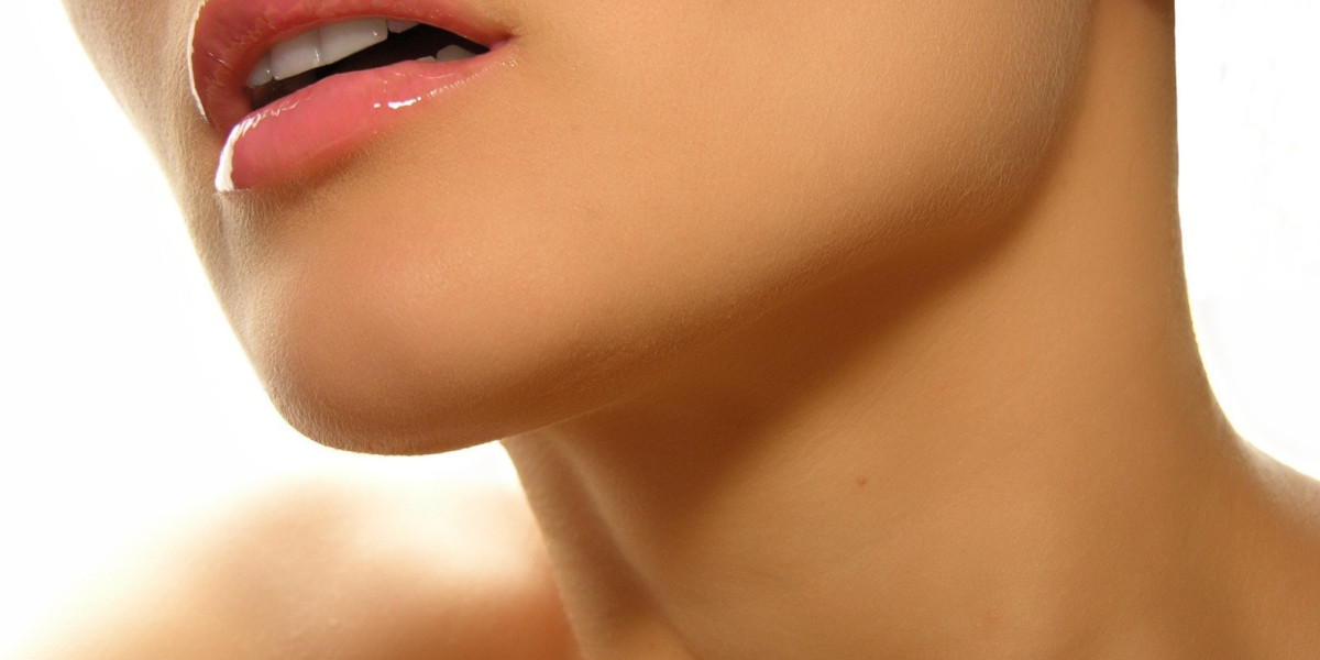 Wearing Compression Garments After Chin Liposuction