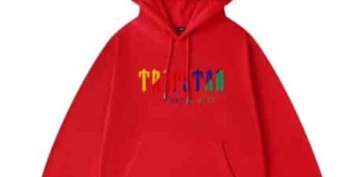 Stussy Collectibles: Rare Hoodies, Jackets, and Shirts Across Global Markets