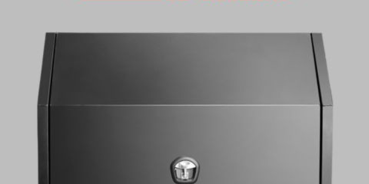 Maximise Your Tray’s Potential with Premium Toolboxes for Ute <br> — Durability Meets Design