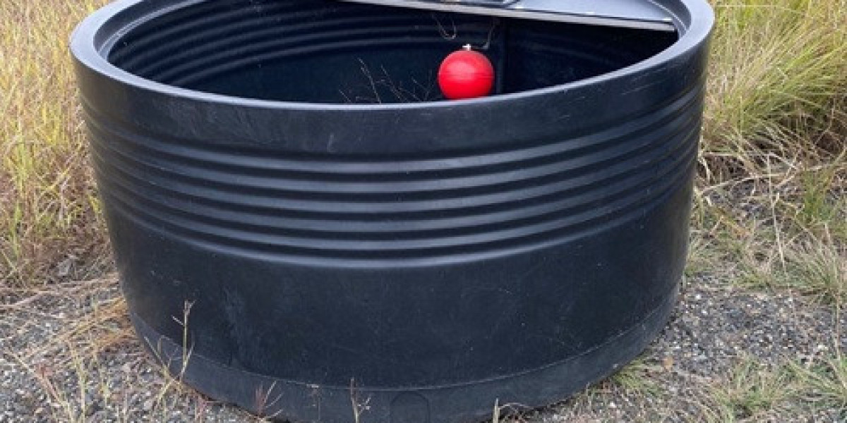 Keep Your Flock Hydrated with Reliable Water Tanks for Sale