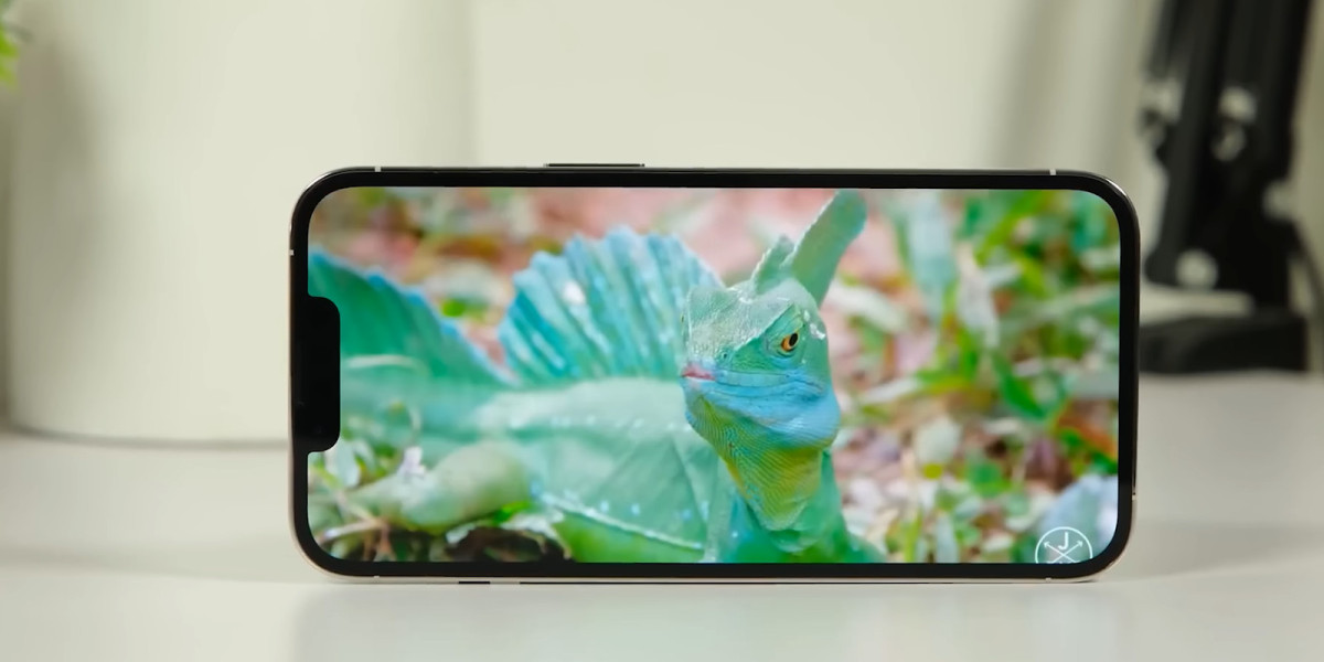 Giá thay màn hình iPhone 13 Pro Max hết bao nhiêu? Nên thay ở đâu?